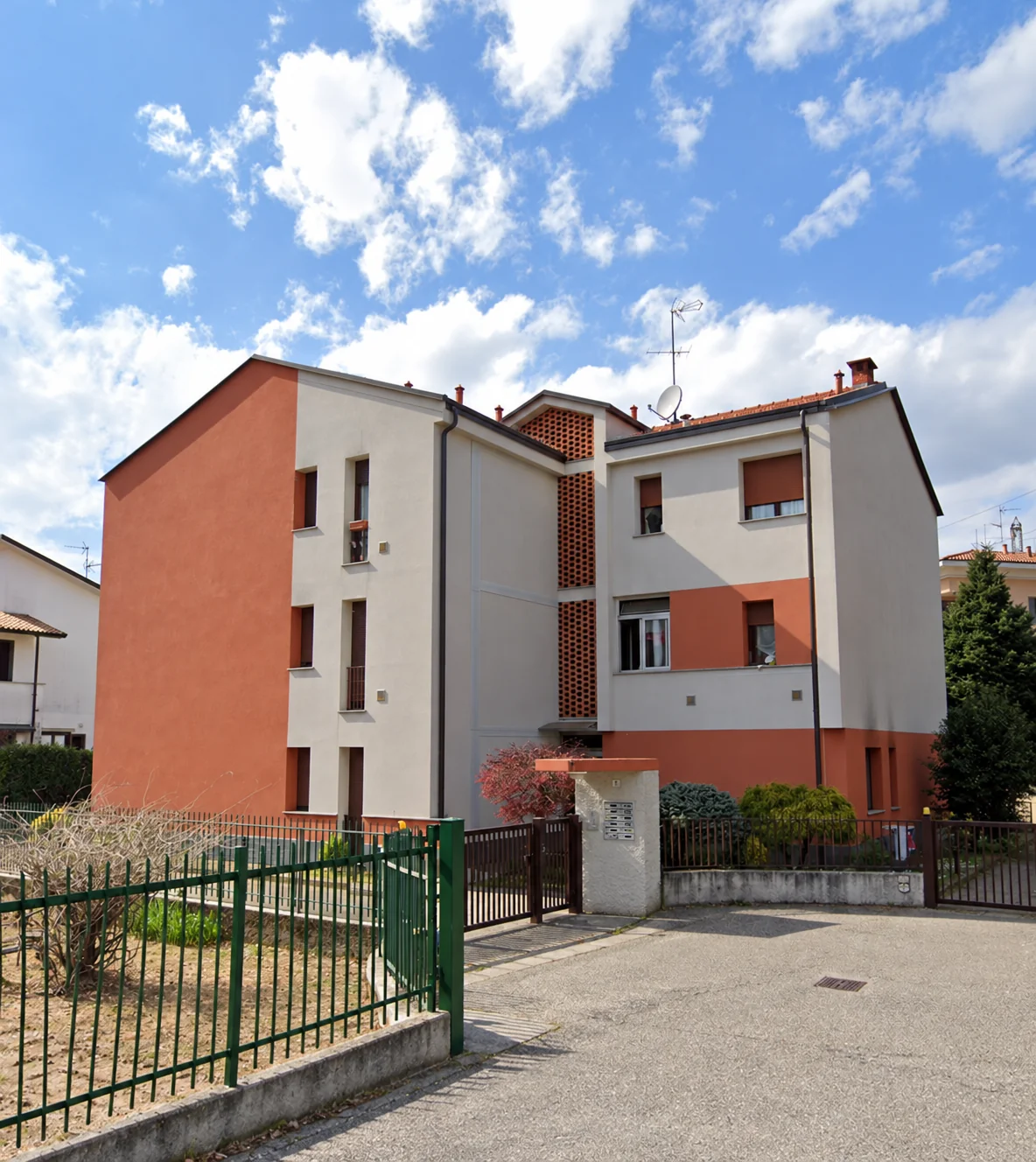 Edificio condominiale 2
