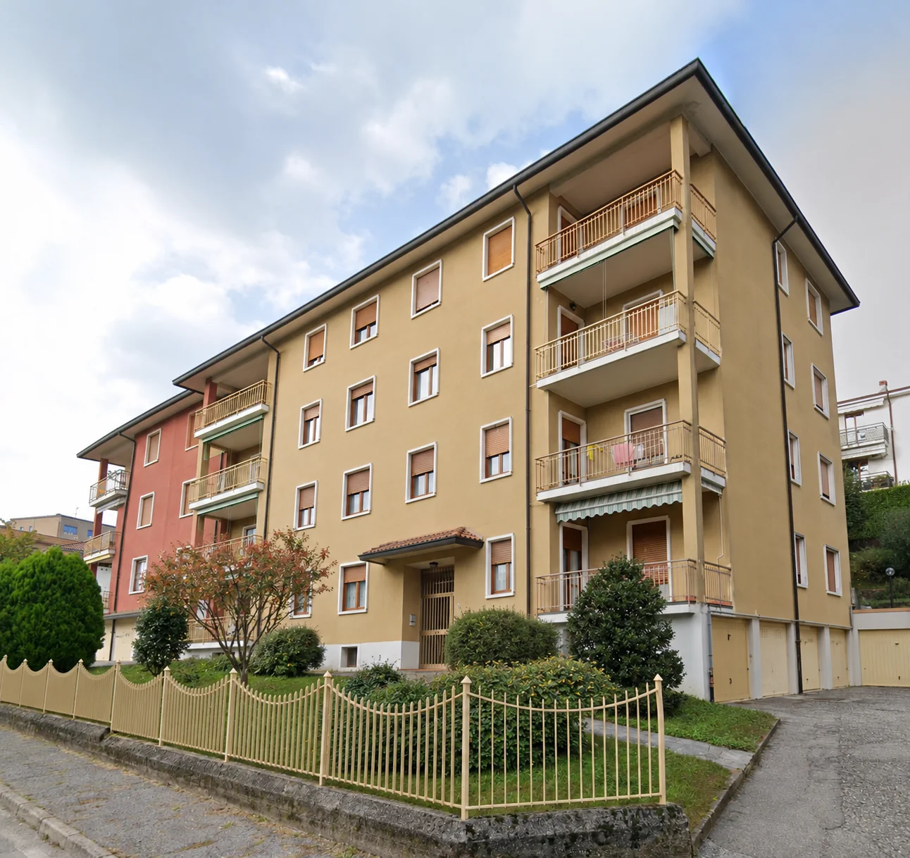 Edificio condominiale 11